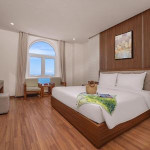 De Lamour Hotel Da Nang